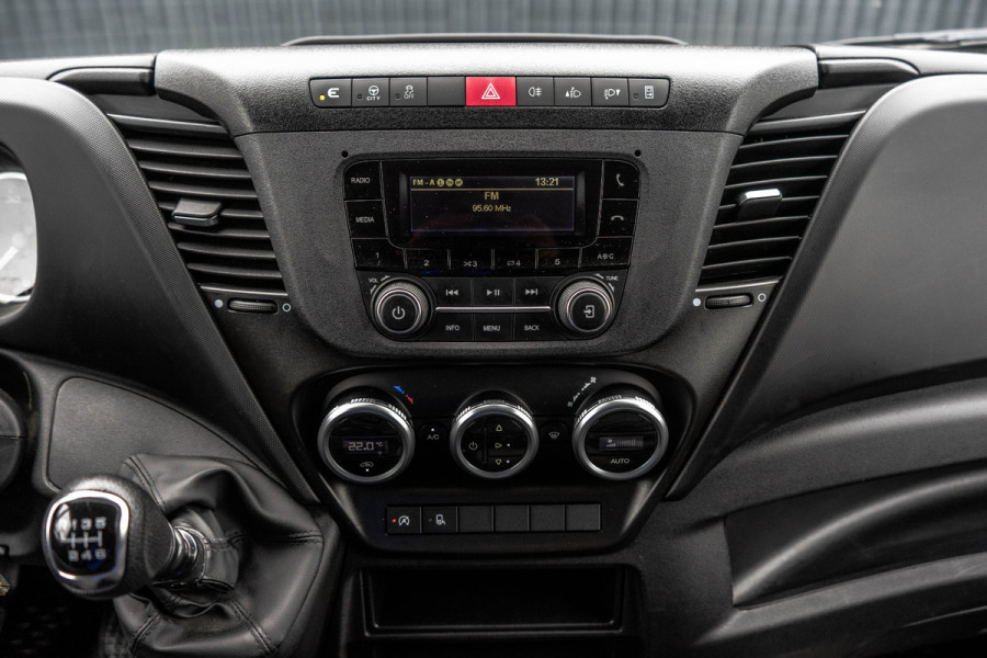 Iveco Daily 35S14V L2H2 | 140PK | 3.5T Trekgewicht | Cruise | Climate