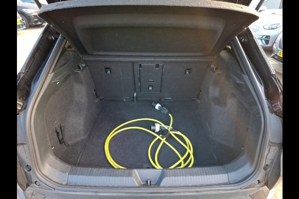 Volkswagen ID.4 First 77 kWh | Navi | Camera |