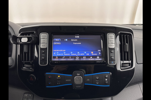 Nissan e-NV200 Evalia 40 kWh Connect Edition [ 7-Pers. ] {SOH-95%} (INCL.BTW) *NAVI-FULLMAP | CAMERA | HEATED-COMFORTSEATS | DAB | PRIVACY-GLASS | ECC | CRUISE | 15''ALU*