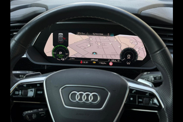 Audi e-tron 55 quattro 408 pk S edition 95 kWh, 2 X S-LINE, camera, afn trekhaak, vele opties, 1 e eigenaar, NL auto met nap