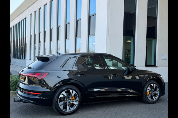 Audi e-tron 55 quattro 408 pk S edition 95 kWh, 2 X S-LINE, camera, afn trekhaak, vele opties, 1 e eigenaar, NL auto met nap
