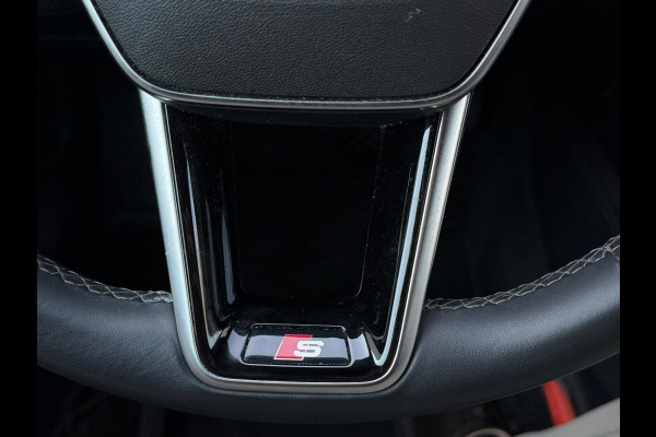 Audi e-tron 55 quattro 408 pk S edition 95 kWh, 2 X S-LINE, camera, afn trekhaak, vele opties, 1 e eigenaar, NL auto met nap