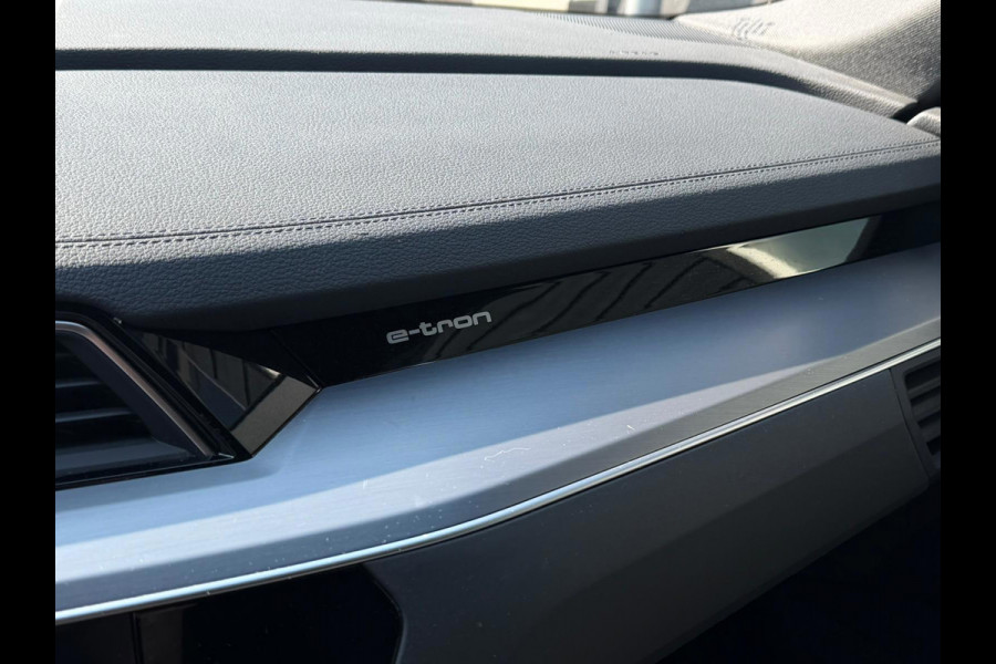 Audi e-tron 55 quattro 408 pk S edition 95 kWh, 2 X S-LINE, camera, afn trekhaak, vele opties, 1 e eigenaar, NL auto met nap