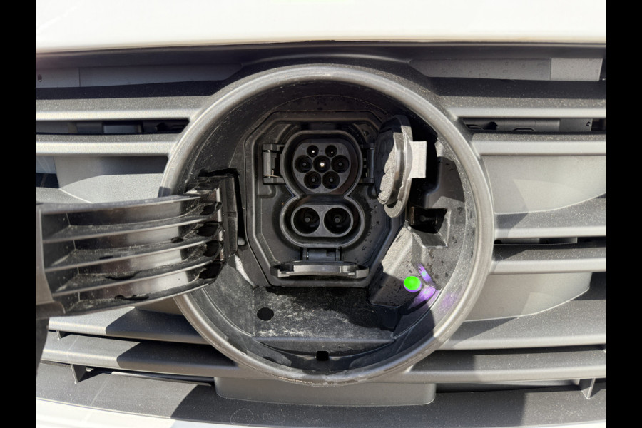 Mercedes-Benz eCitan 112 51kWh L2 Pro 284 WLTP 98,9 (SOH) MBUX Trekhaak 75kW Snelladen Apple Carplay Cruise Control Laadkabel