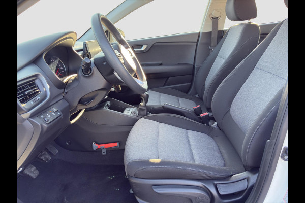 Kia Stonic 1.0 T-GDi MHEV ComfortLine | Apple Carplay & Android Auto | Airco | Bluetooth | DAB |