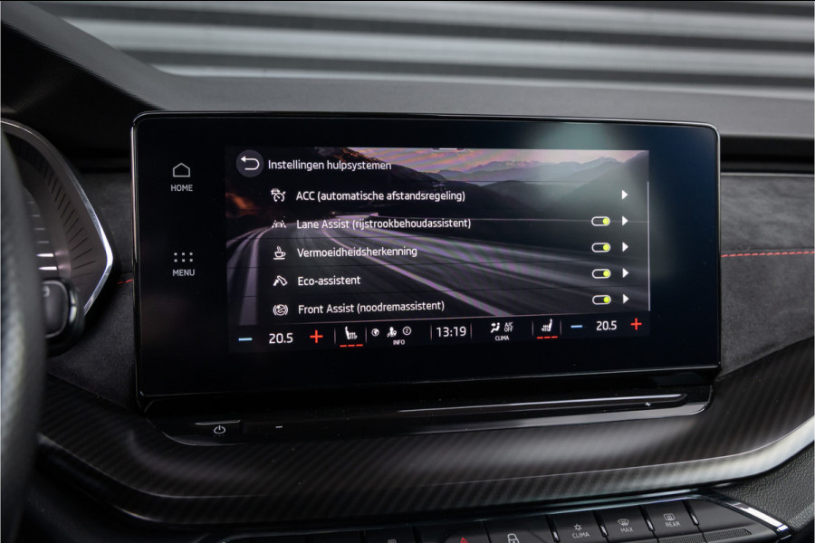 Škoda Octavia Combi RS iV PHEV Business -Matrix- stoelverwarming