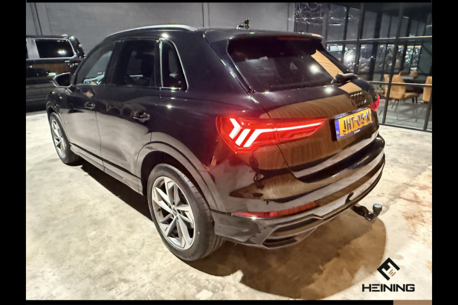 Audi Q3 45 TFSI e S edition Black edition. Trekhaak. Navi. 19 inch. Camera.