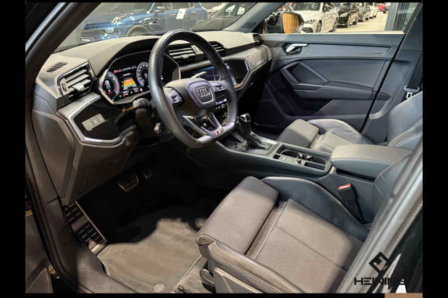 Audi Q3 45 TFSI e S edition Black edition. Trekhaak. Navi. 19 inch. Camera.