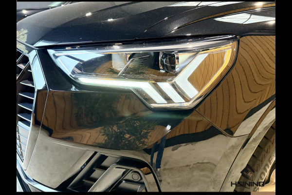 Audi Q3 45 TFSI e S edition Black edition. Trekhaak. Navi. 19 inch. Camera.