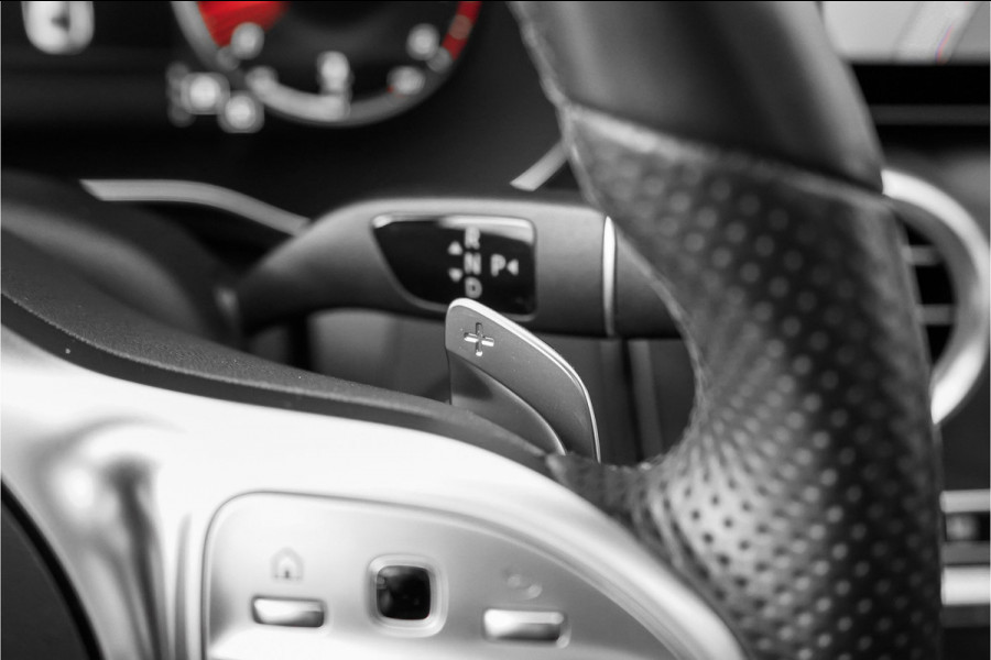 Mercedes-Benz C-Klasse 180 Business Solution AMG Pano Camera