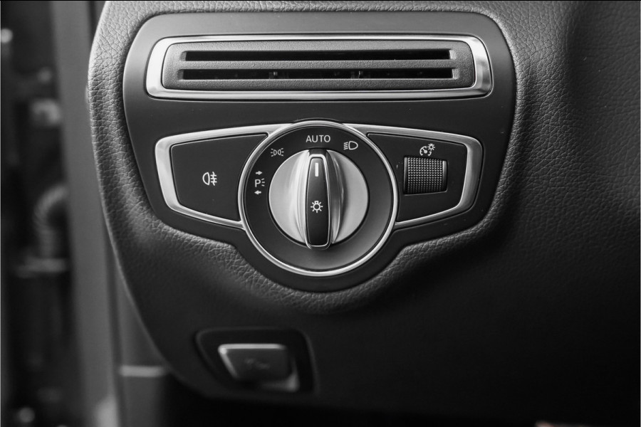 Mercedes-Benz C-Klasse 180 Business Solution AMG Pano Camera