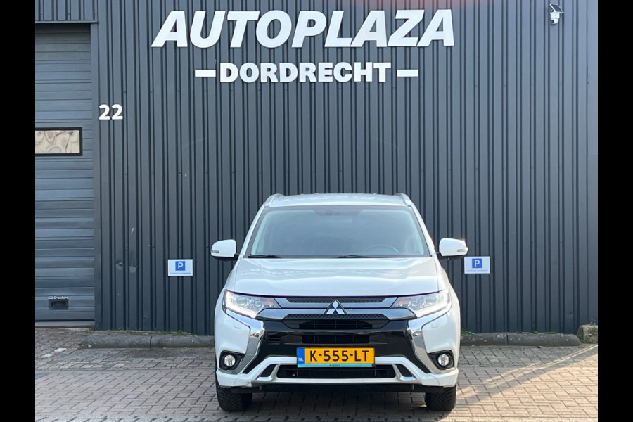 Mitsubishi Outlander 2.4 PHEV Pure TREKHAAK |APPLE CARPLAY |