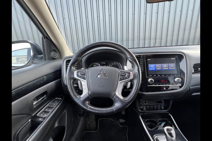Mitsubishi Outlander 2.4 PHEV Pure TREKHAAK |APPLE CARPLAY |