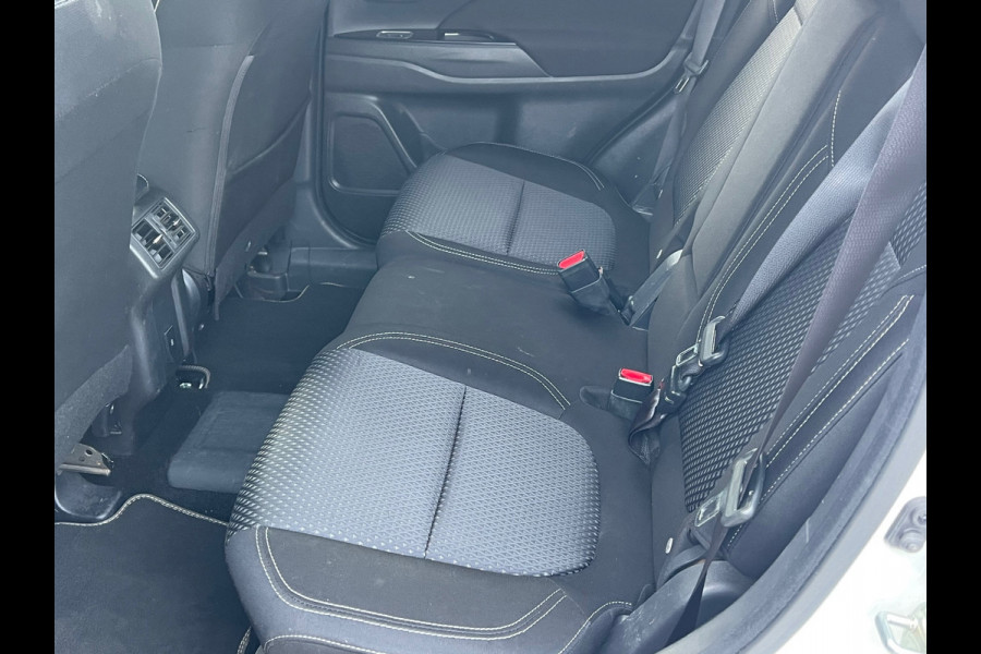 Mitsubishi Outlander 2.4 PHEV Pure TREKHAAK |APPLE CARPLAY |