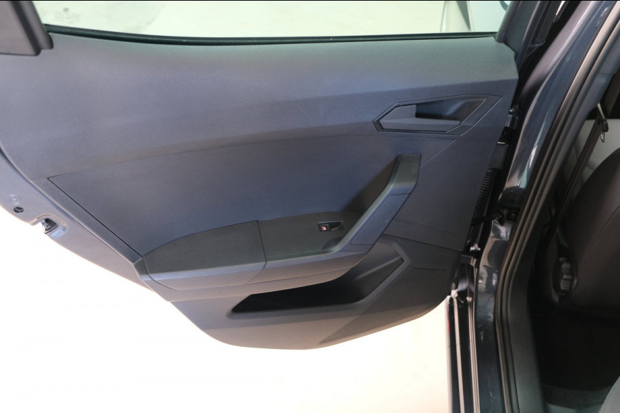 Seat Ibiza 1.0 TSI FR Business Intense Automaat - N.A.P. Airco, Cruise, PDC, Navi, Carplay, Camera.