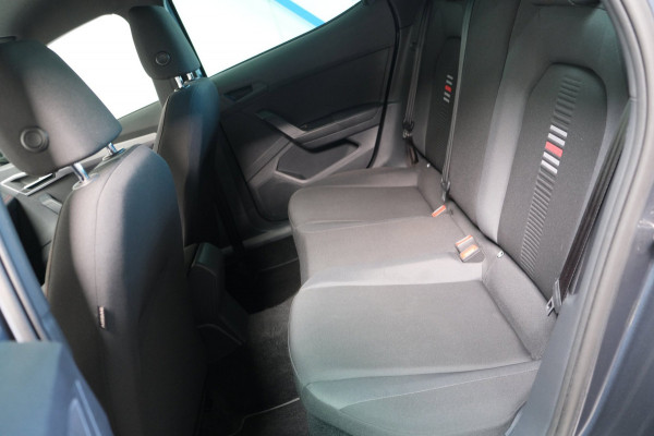 Seat Ibiza 1.0 TSI FR Business Intense Automaat - N.A.P. Airco, Cruise, PDC, Navi, Carplay, Camera.