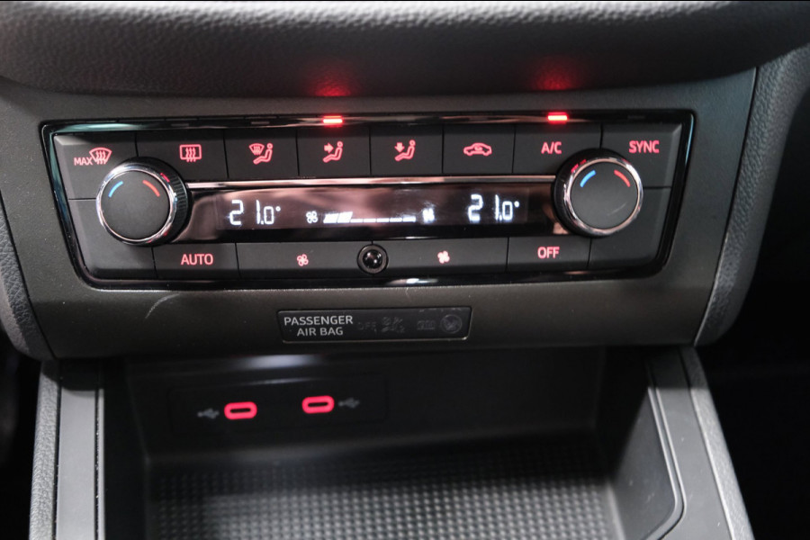 Seat Ibiza 1.0 TSI FR Business Intense Automaat - N.A.P. Airco, Cruise, PDC, Navi, Carplay, Camera.