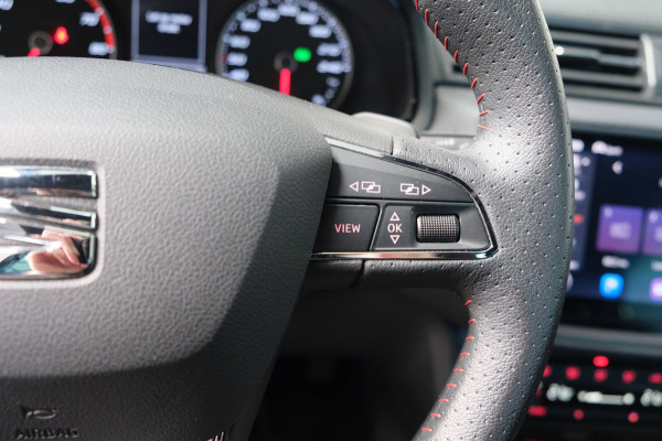 Seat Ibiza 1.0 TSI FR Business Intense Automaat - N.A.P. Airco, Cruise, PDC, Navi, Carplay, Camera.