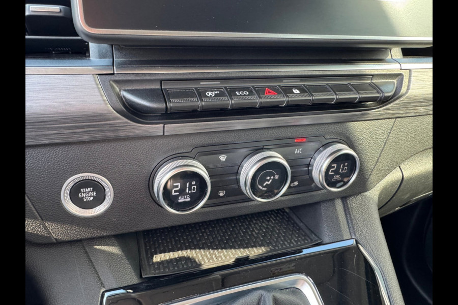 Renault Kangoo TCe 100 Equilibre Trekhaak / Clima / P-sensoren / Apple & Android auto / Lage km stand!