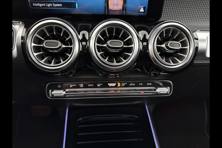 Mercedes-Benz Glb 200 Business Solution Luxury (INCL-BTW) *PANO | LEATHER | FULL-LED | AMBIENTLIGHT | HEATED-SPORTSEATS | WIDESCREEN-DIGICOCKPIT | DAB+ | NAVI-FULLMAP | CAMERA | PRIVACYGLASS | LANE-ASSIST | DYNAMIC-SELECT | 18'