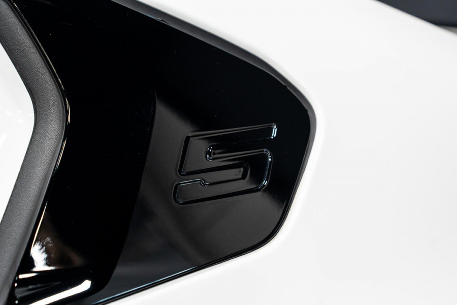 BMW 5 Serie 550e xDrive *M-Sport Pro / Bowers & Wilkins / Panorama / Stoelventilatie / HUD / Surround-view / Keyless*