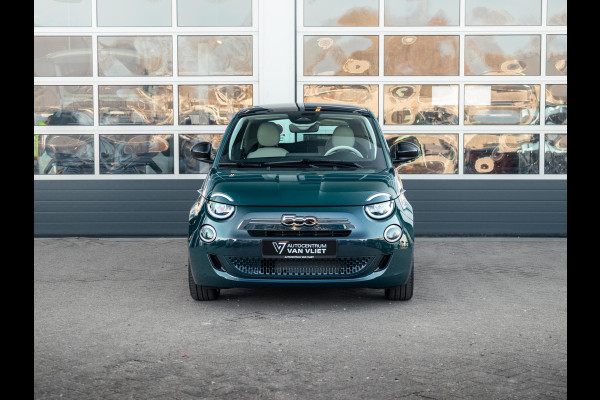 Fiat 500 Hybrid Collezione | Clima | LED | PDC | JBL Premium Audio | 17" | Camera | BSM | Canneloni Ivory/Piombo interieur