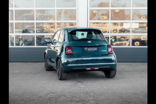 Fiat 500 Hybrid Collezione | Clima | LED | PDC | JBL Premium Audio | 17" | Camera | BSM | Canneloni Ivory/Piombo interieur