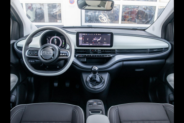 Fiat 500 Hybrid Collezione | Clima | LED | PDC | JBL Premium Audio | 17" | Camera | BSM | Canneloni Ivory/Piombo interieur