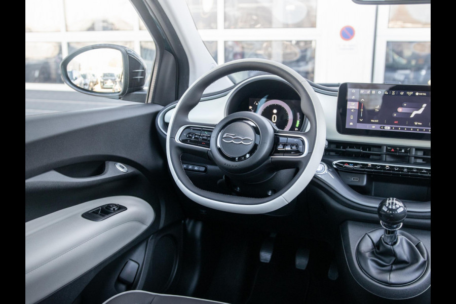 Fiat 500 Hybrid Collezione | Clima | LED | PDC | JBL Premium Audio | 17" | Camera | BSM | Canneloni Ivory/Piombo interieur