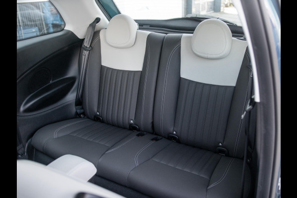 Fiat 500 Hybrid Collezione | Clima | LED | PDC | JBL Premium Audio | 17" | Camera | Canneloni Ivory/Piombo interieur