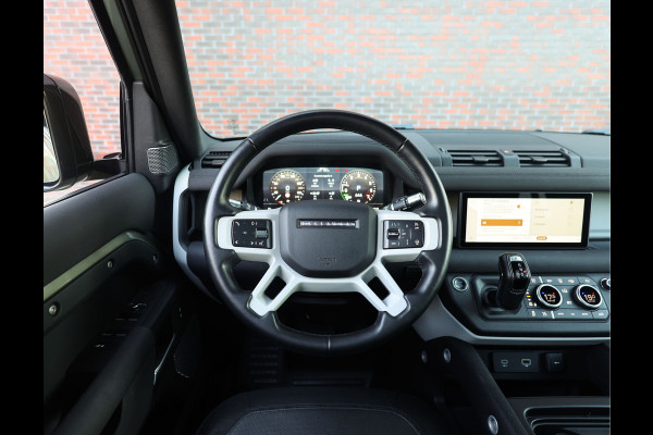 Land Rover Defender P400e X-Dynamic S | Pano - Trekhaak