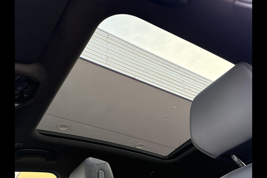 BMW i5 eDrive40 84 kWh | VOL! | Panoramadak | H&K Audio | M Pakket | Stoel- Ventilatie & Verwarming | Memory Seats |