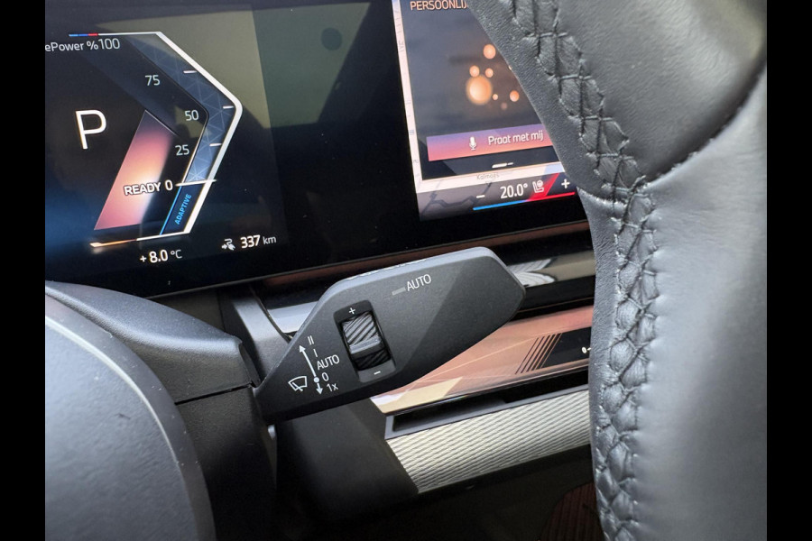 BMW i5 eDrive40 84 kWh | VOL! | Panoramadak | H&K Audio | M Pakket | Stoel- Ventilatie & Verwarming | Memory Seats |