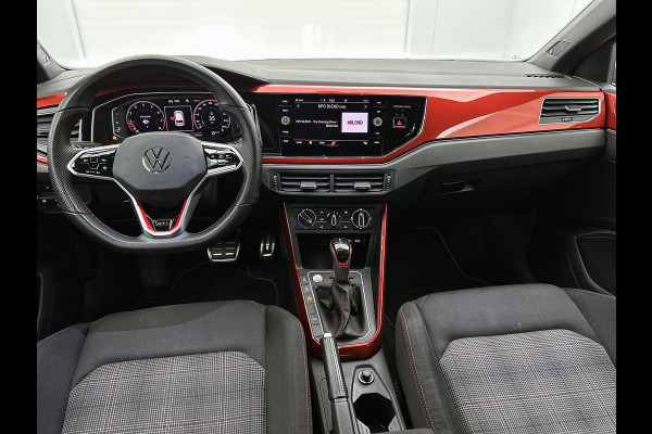 Volkswagen Polo 2.0 TSI GTI( Goed OnderH, Navi, PDC V+A, StoelV, App-Connect, Cruise Con, Etc)