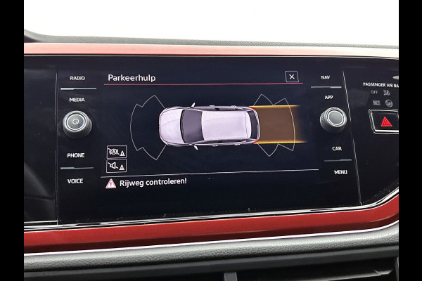 Volkswagen Polo 2.0 TSI GTI( Goed OnderH, Navi, PDC V+A, StoelV, App-Connect, Cruise Con, Etc)