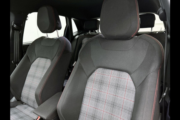 Volkswagen Polo 2.0 TSI GTI( Goed OnderH, Navi, PDC V+A, StoelV, App-Connect, Cruise Con, Etc)