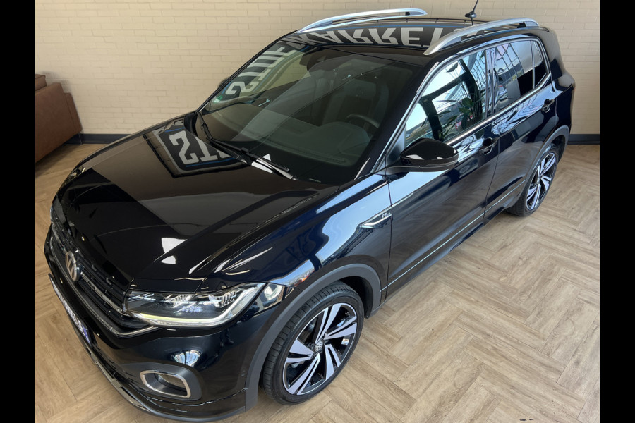 Volkswagen T-Cross 1.0 TSI 115pk R-Line | Carplay | 18" | Camara | Stoelverwarming | LED | Digitaal Display | 100% Dealer Onderhouden!