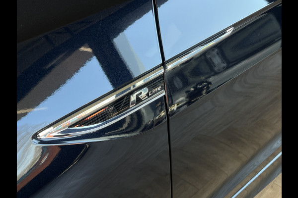 Volkswagen T-Cross 1.0 TSI 115pk R-Line | Carplay | 18" | Camara | Stoelverwarming | LED | Digitaal Display | 100% Dealer Onderhouden!