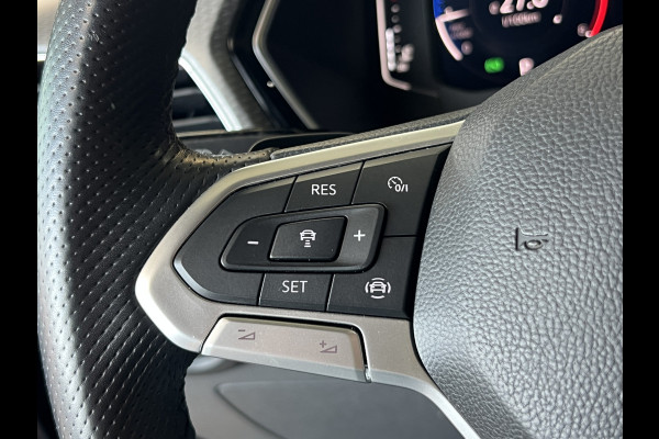 Volkswagen T-Cross 1.0 TSI 115pk R-Line | Carplay | 18" | Camara | Stoelverwarming | LED | Digitaal Display | 100% Dealer Onderhouden!