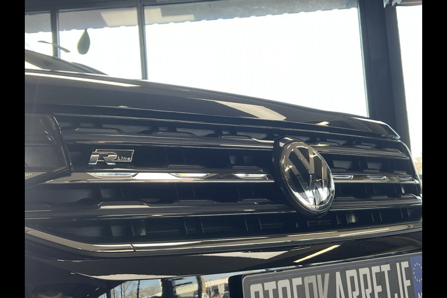 Volkswagen T-Cross 1.0 TSI 115pk R-Line | Carplay | 18" | Camara | Stoelverwarming | LED | Digitaal Display | 100% Dealer Onderhouden!