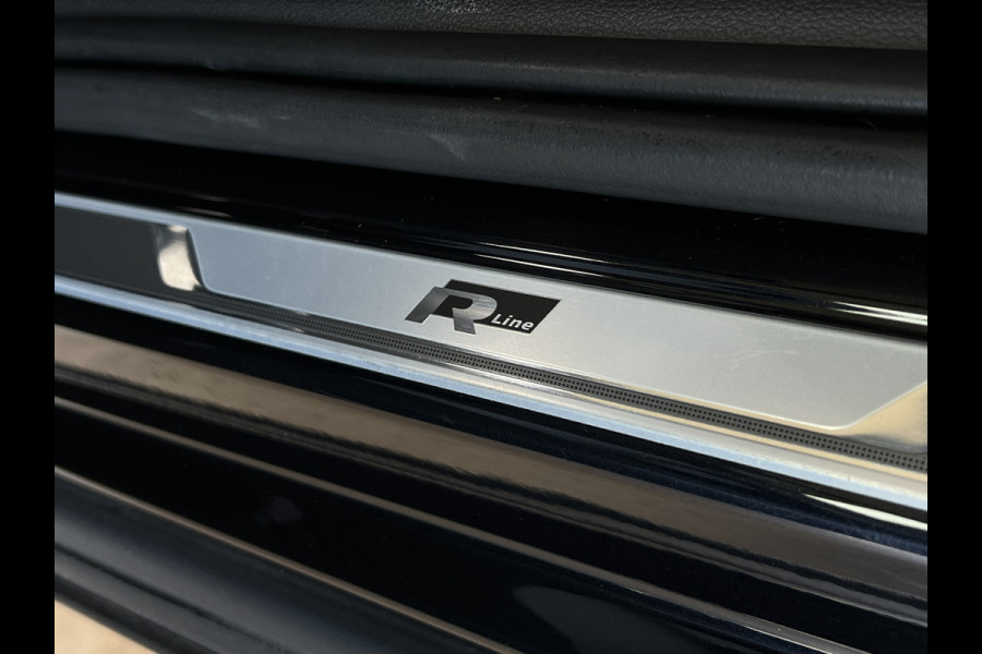 Volkswagen T-Cross 1.0 TSI 115pk R-Line | Carplay | 18" | Camara | Stoelverwarming | LED | Digitaal Display | 100% Dealer Onderhouden!