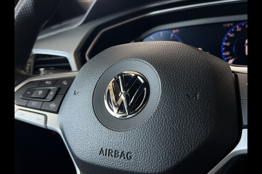 Volkswagen T-Cross 1.0 TSI 115pk R-Line | Carplay | 18" | Camara | Stoelverwarming | LED | Digitaal Display | 100% Dealer Onderhouden!