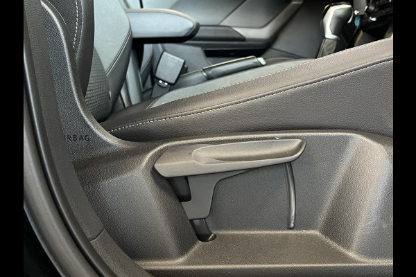 Volkswagen T-Cross 1.0 TSI 115pk R-Line | Carplay | 18" | Camara | Stoelverwarming | LED | Digitaal Display | 100% Dealer Onderhouden!