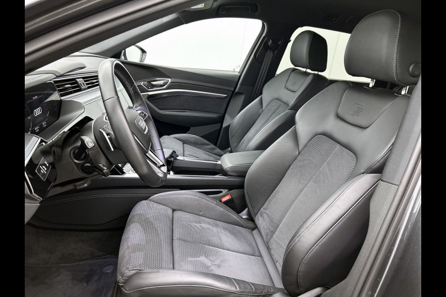 Audi e-tron S quattro 95 kWh (NL-auto, Trekhaak, Camera, StoelV, Carplay/ Android, PDC V+A, Adapt Cruise, Etc)