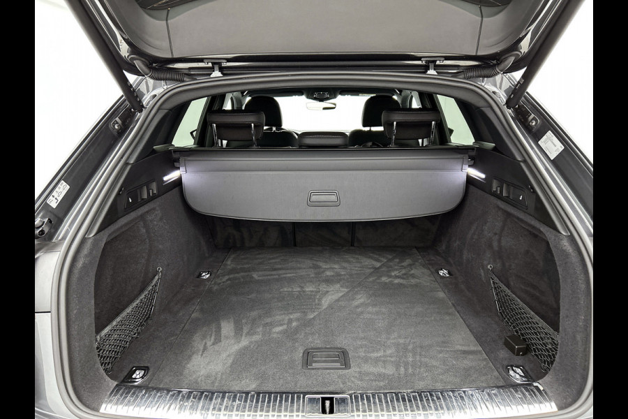 Audi e-tron S quattro 95 kWh (NL-auto, Trekhaak, Camera, StoelV, Carplay/ Android, PDC V+A, Adapt Cruise, Etc)