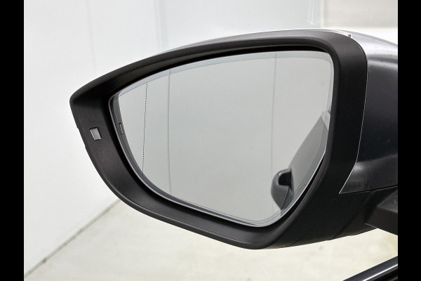 Audi e-tron S quattro 95 kWh (NL-auto, Trekhaak, Camera, StoelV, Carplay/ Android, PDC V+A, Adapt Cruise, Etc)