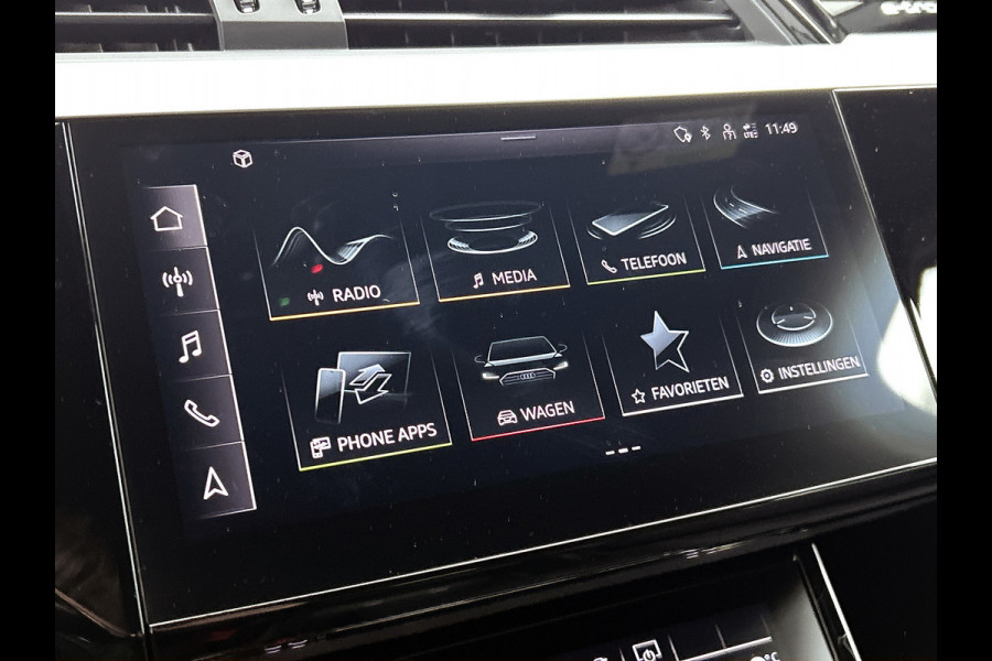 Audi e-tron S quattro 95 kWh (NL-auto, Trekhaak, Camera, StoelV, Carplay/ Android, PDC V+A, Adapt Cruise, Etc)