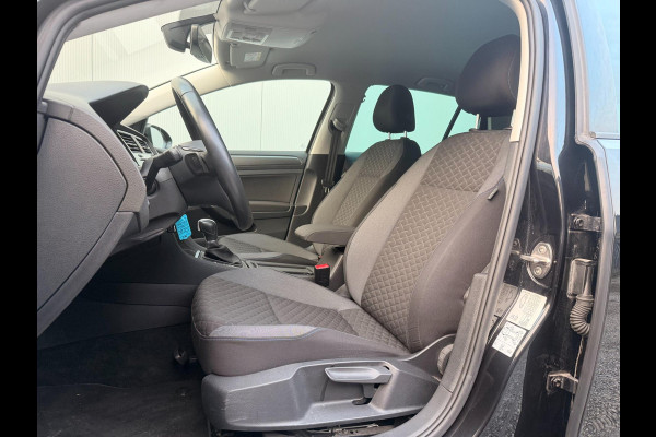 Volkswagen Golf 1.5 TSI Highline 7.5 DSG Join Stoelverw Clima Parkpilot Xenon Front assist Navigatie