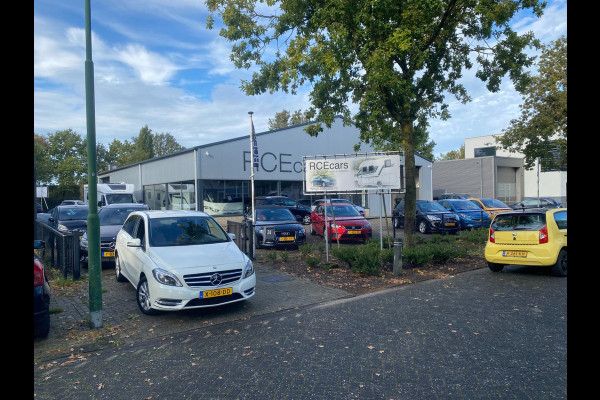 Volkswagen Golf 1.5 TSI Highline 7.5 DSG Join Stoelverw Clima Parkpilot Xenon Front assist Navigatie