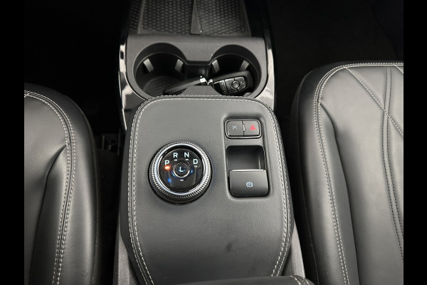Ford Mustang Mach-E RWD 75 kWh [ 3-Fase-11kW] {SOH-89%} (INCL.BTW) *LEATHER | FULL-LED | DAB | DIGI-COCKPIT | KEYLESS | NAVI-FULLMAP | CARPLAY | HEATED-COMFORTSEATS | TOPVIEW | ADAPTIVE-CRUISE | PRIVACY-GLASS | 18'' ALU*